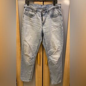 Old Navy Athletic Tapper jeans size 32
